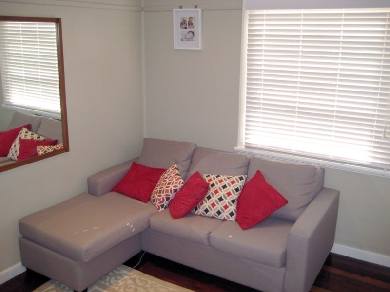 2/26 CATHERINE ST, Waratah West NSW 2298