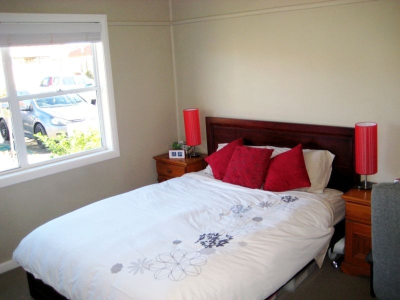 2/26 CATHERINE ST, Waratah West NSW 2298