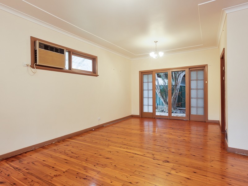 6 Yarrum Street, Adamstown Heights NSW 2289