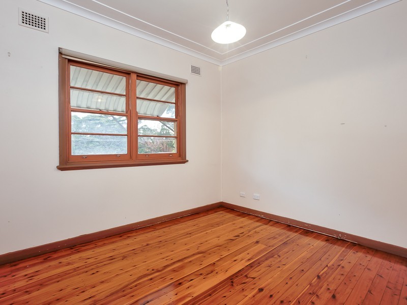 6 Yarrum Street, Adamstown Heights NSW 2289