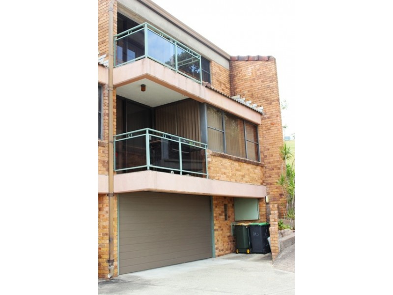1/6 Memorial Dr, The Hill NSW 2300