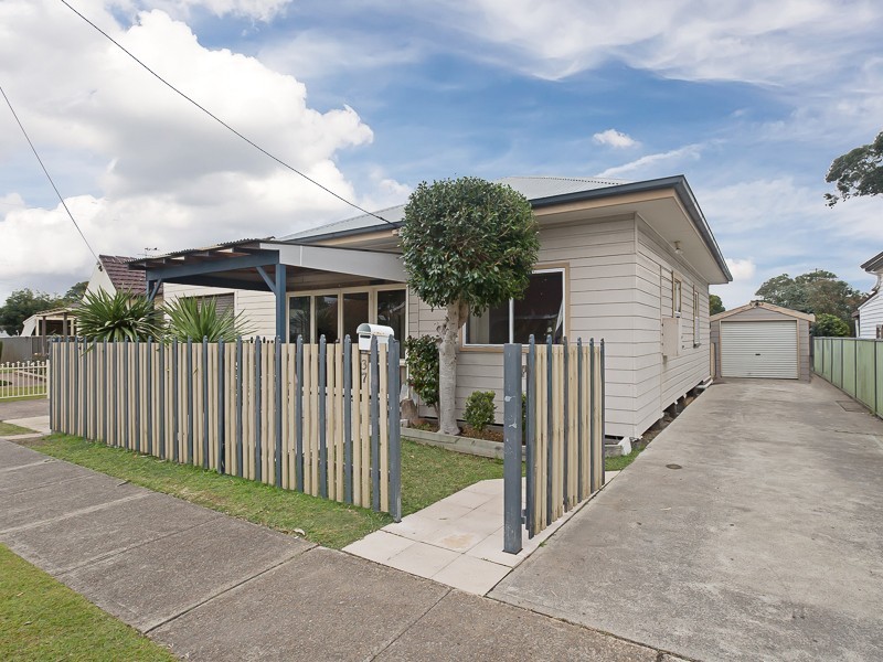 37 Nelson Street, Mayfield NSW 2304
