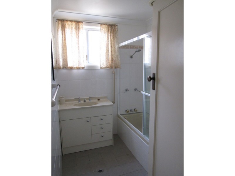 85 Clyde Street, Hamilton North NSW 2292