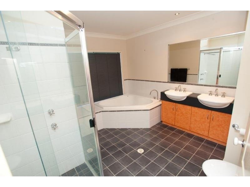 144 Somerset Drive, Thornton NSW 2322