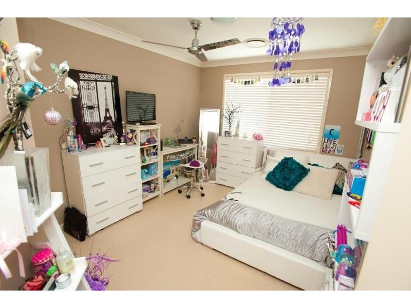 144 Somerset Drive, Thornton NSW 2322