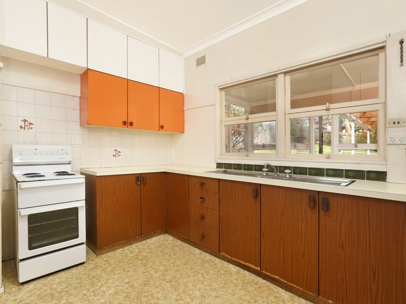 12 Thompson Street, Charlestown NSW 2290