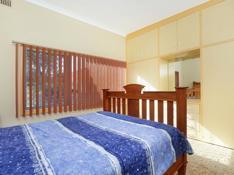 12 Thompson Street, Charlestown NSW 2290