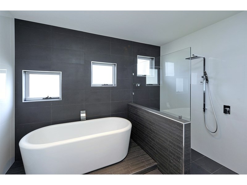 21 Flowerdale Avenue, Merewether NSW 2291