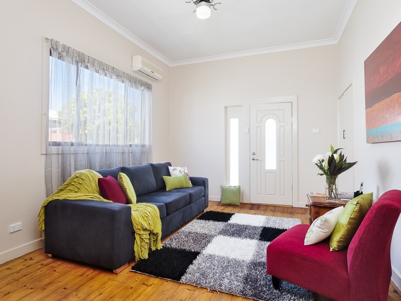 28 Cram Street, Merewether NSW 2291