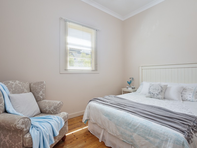 28 Cram Street, Merewether NSW 2291