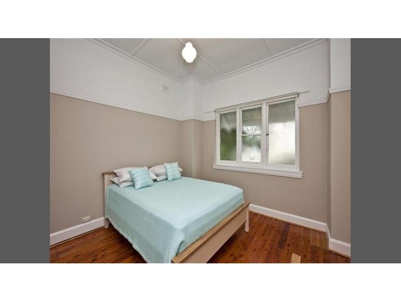 12 Southon Street, Mayfield NSW 2304