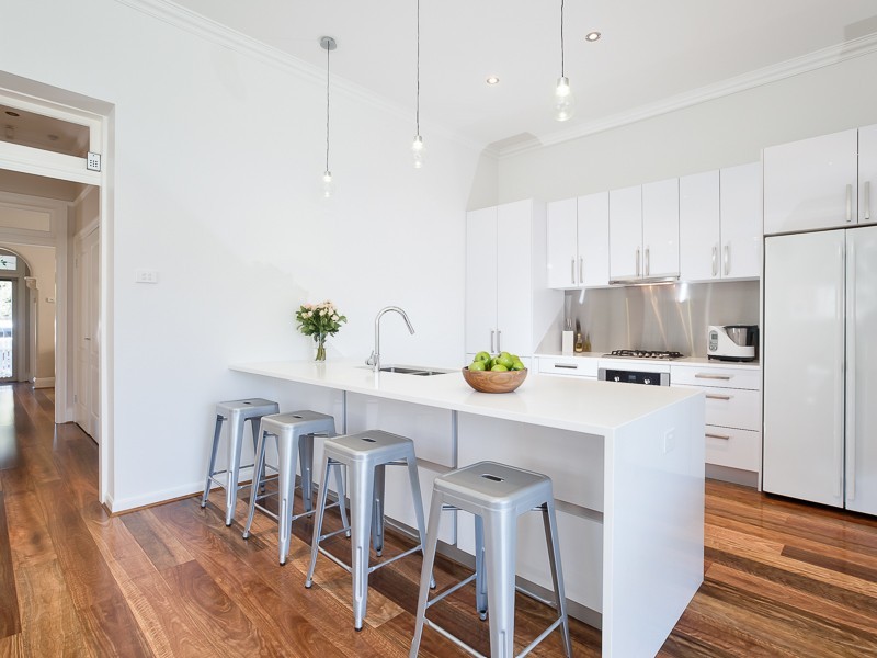 4 Greaves Street, Mayfield East NSW 2304