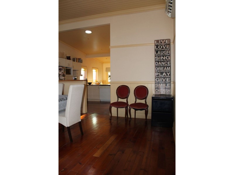 182 LAWSON ST, Hamilton South NSW 2303