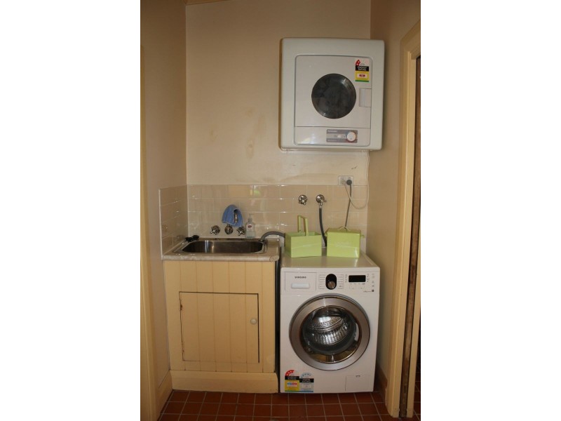 182 LAWSON ST, Hamilton South NSW 2303