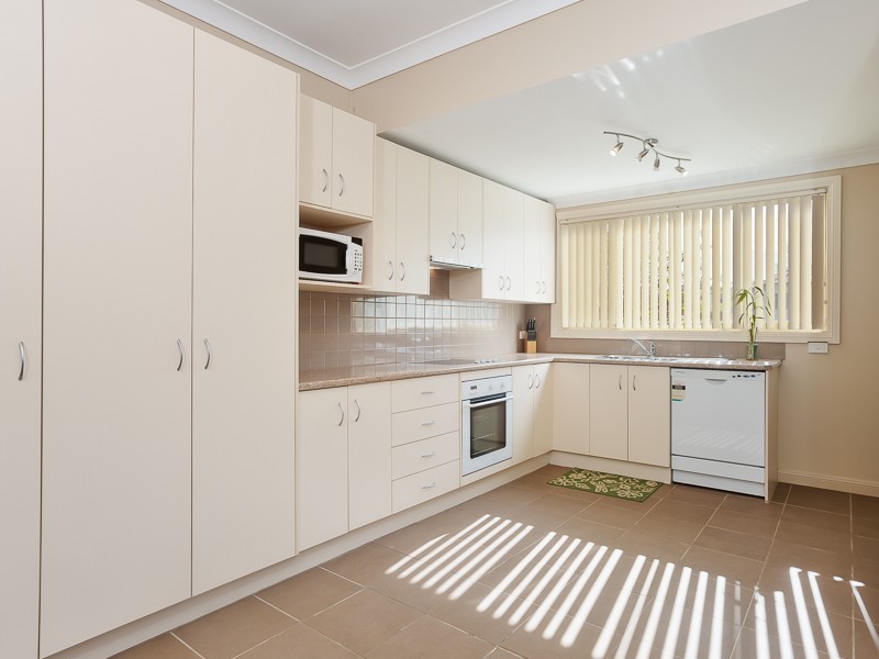 11 Curry Street, Cardiff NSW 2285