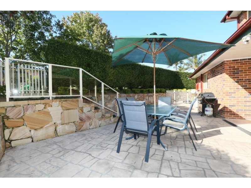 1 Trafalgar Crescent, Valentine NSW 2280