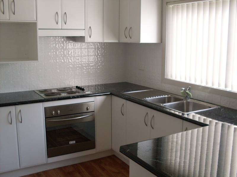 18 ST GEORGES RD, New Lambton NSW 2305