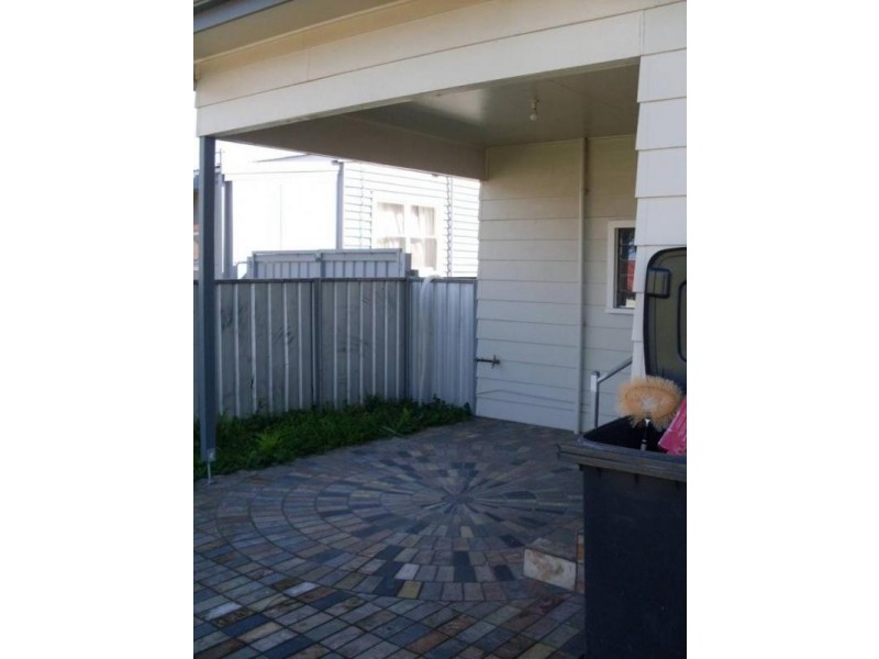 18 ST GEORGES RD, New Lambton NSW 2305