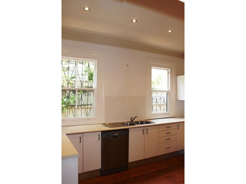 19 BRUCE STREET, Cooks Hill NSW 2300