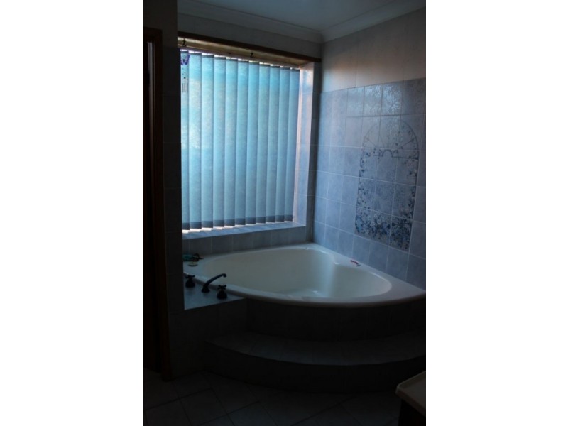 4 GEMINI AVE, Elermore Vale NSW 2287