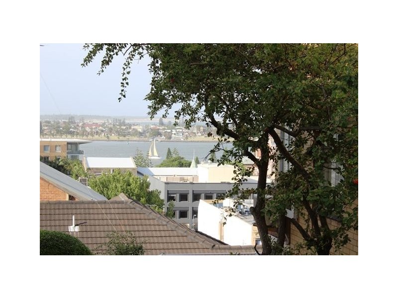 1/84 Church Street, The Hill NSW 2300