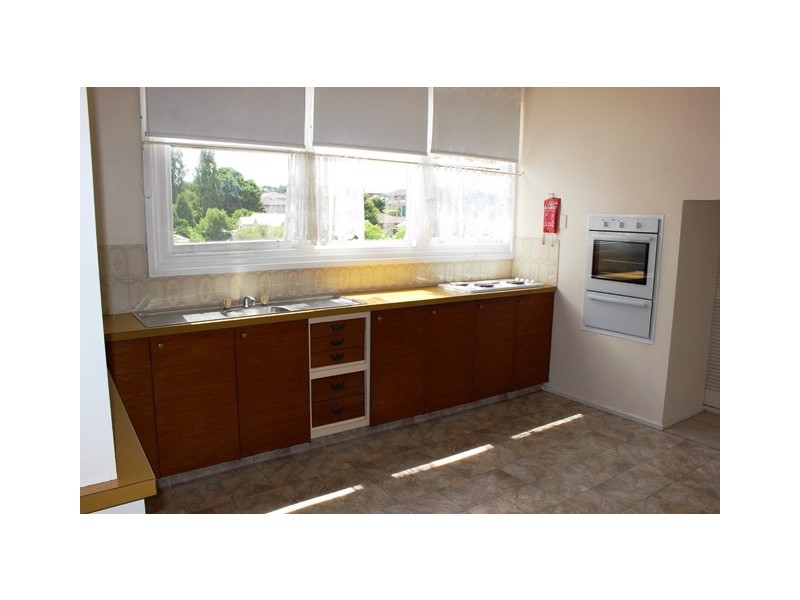 14 ROBERT ST, Jesmond NSW 2299