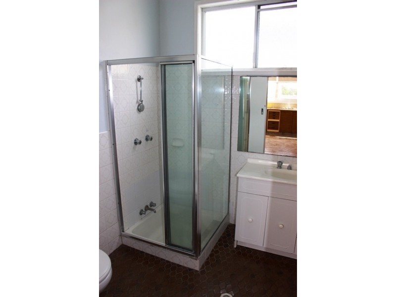 14 ROBERT ST, Jesmond NSW 2299