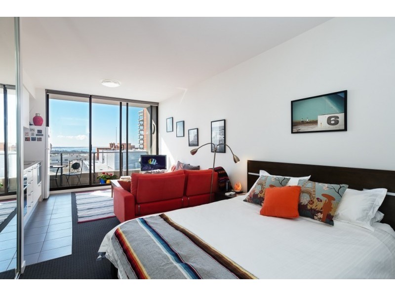 708/67 Watt Street, Newcastle NSW 2300