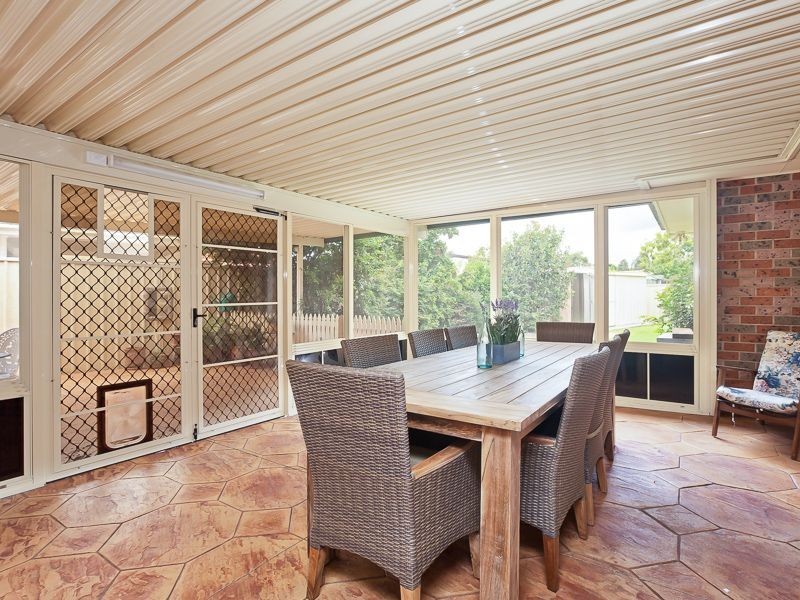 17 Albatross Avenue, Cameron Park NSW 2285