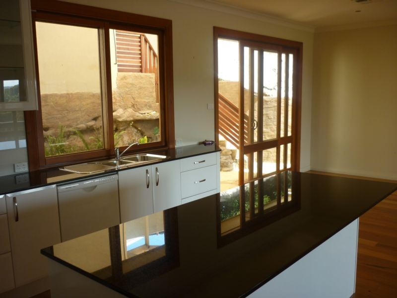 43 Yule Road, Merewether NSW 2291