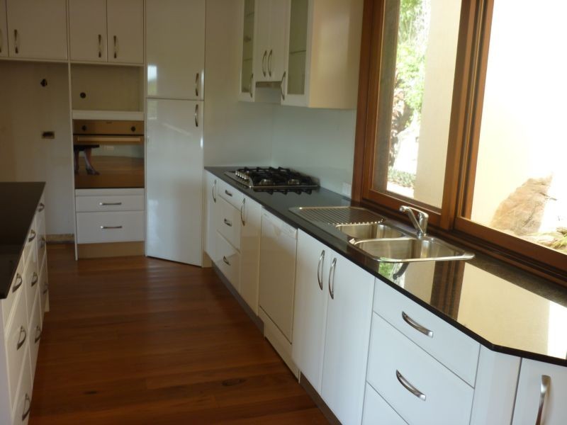 43 Yule Road, Merewether NSW 2291