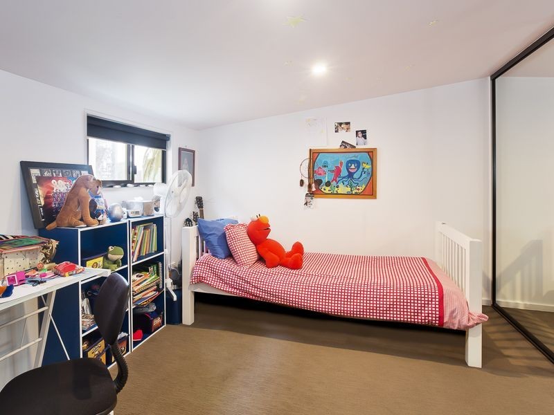 15 Robertson Street, Carrington NSW 2294