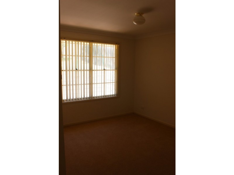 19 Nerida Close, Kotara NSW 2289