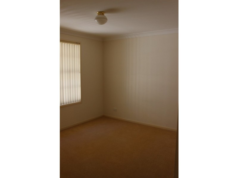 19 Nerida Close, Kotara NSW 2289