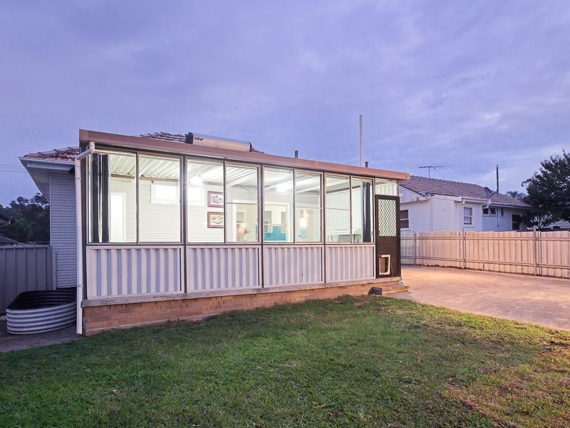 10 Velinda Street, Edgeworth NSW 2285