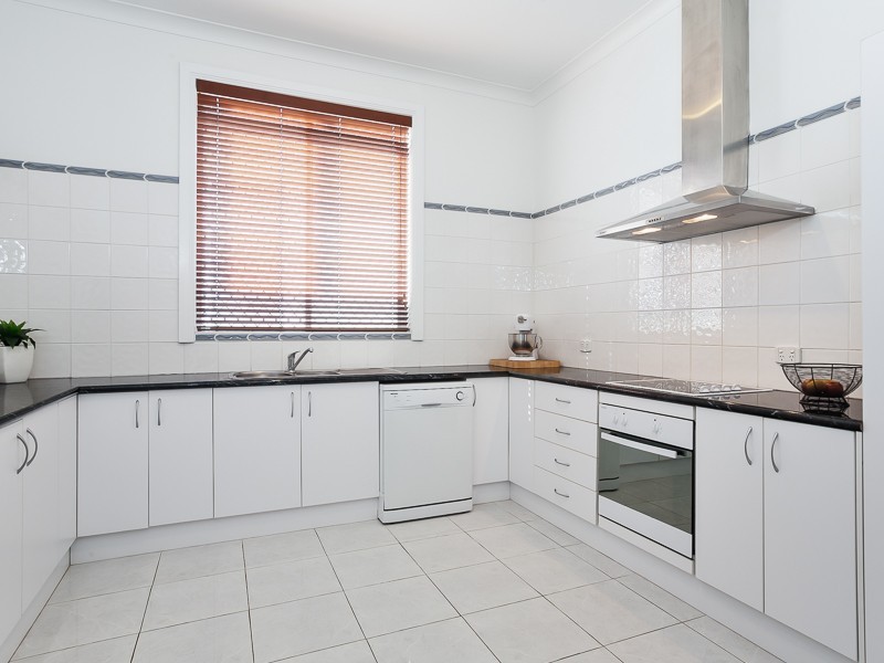 9 Ingall Street, Mayfield NSW 2304