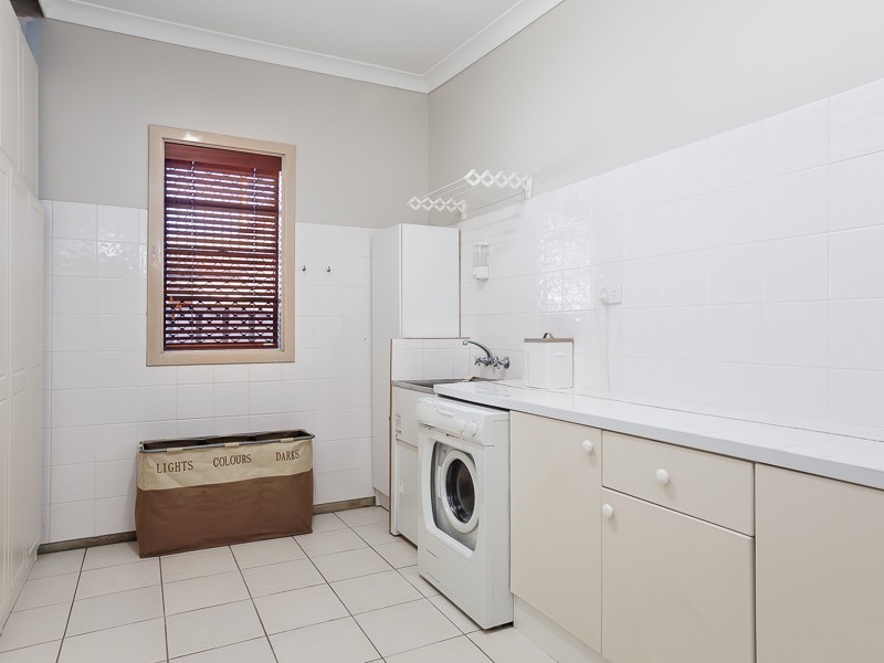 9 Ingall Street, Mayfield NSW 2304