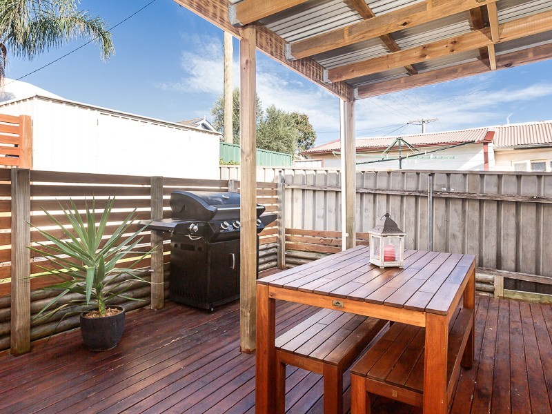 9 Ingall Street, Mayfield NSW 2304