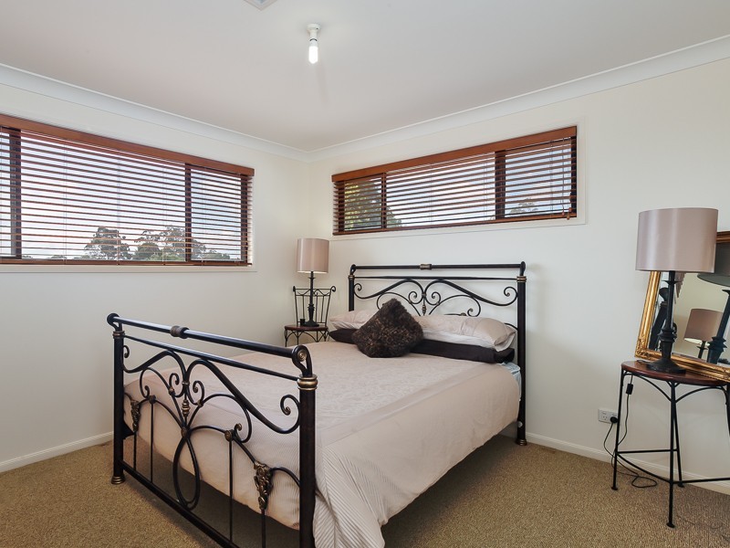 8 Bressay Close, Cardiff South NSW 2285