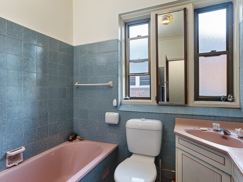 1 Ann Parade, New Lambton NSW 2305