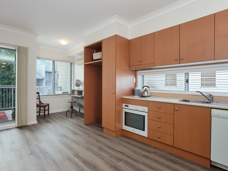 210/5 Tudor Street, Newcastle West NSW 2302