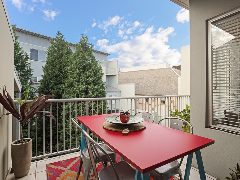 210/5 Tudor Street, Newcastle West NSW 2302