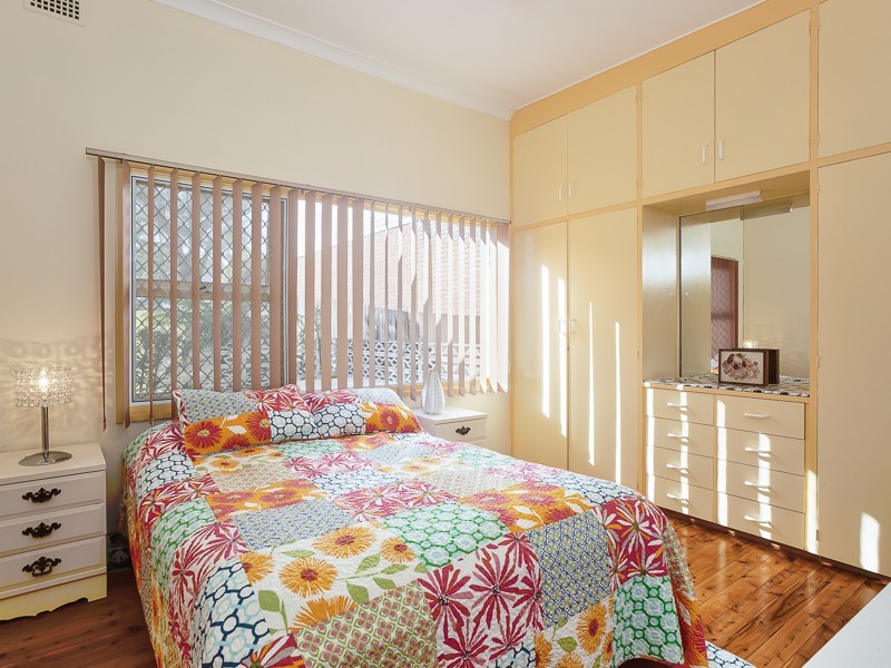 12 Thompson Street, Charlestown NSW 2290