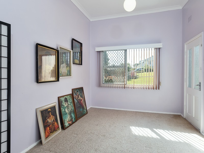 12 Thompson Street, Charlestown NSW 2290