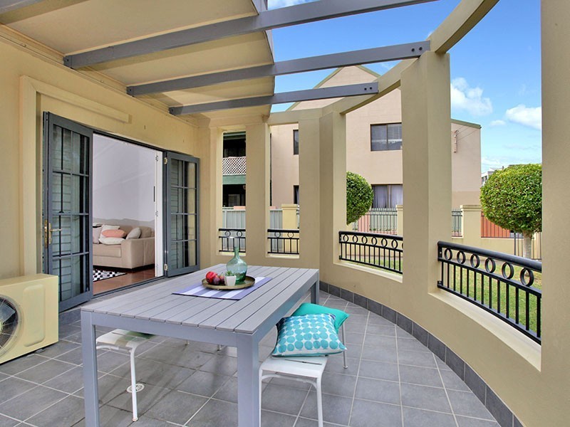 1/220 Darby Street, Cooks Hill NSW 2300