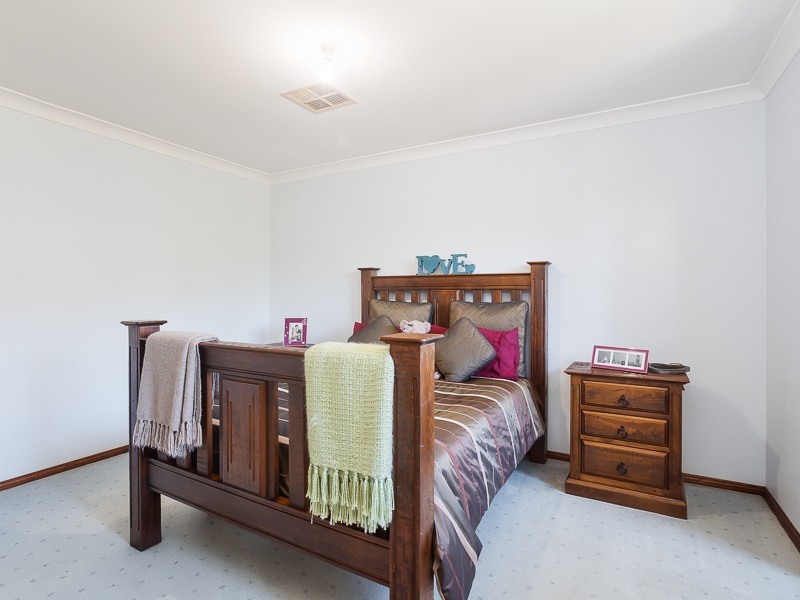 9 Habebe Close, Rankin Park NSW 2287