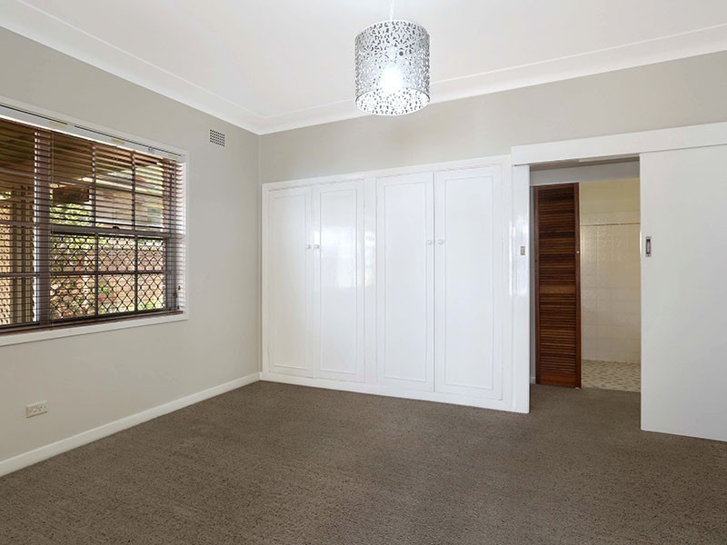 5 Paroo Avenue, Eleebana NSW 2282