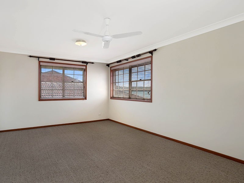 5 Paroo Avenue, Eleebana NSW 2282