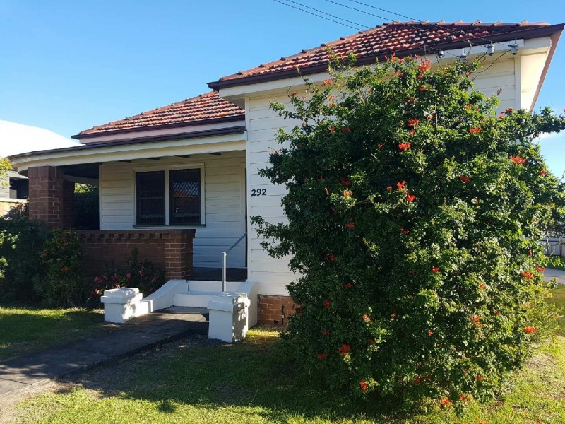 292 Charlestown Road, Charlestown NSW 2290