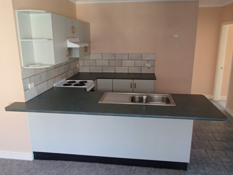 1/215 Denison Street, Broadmeadow NSW 2292